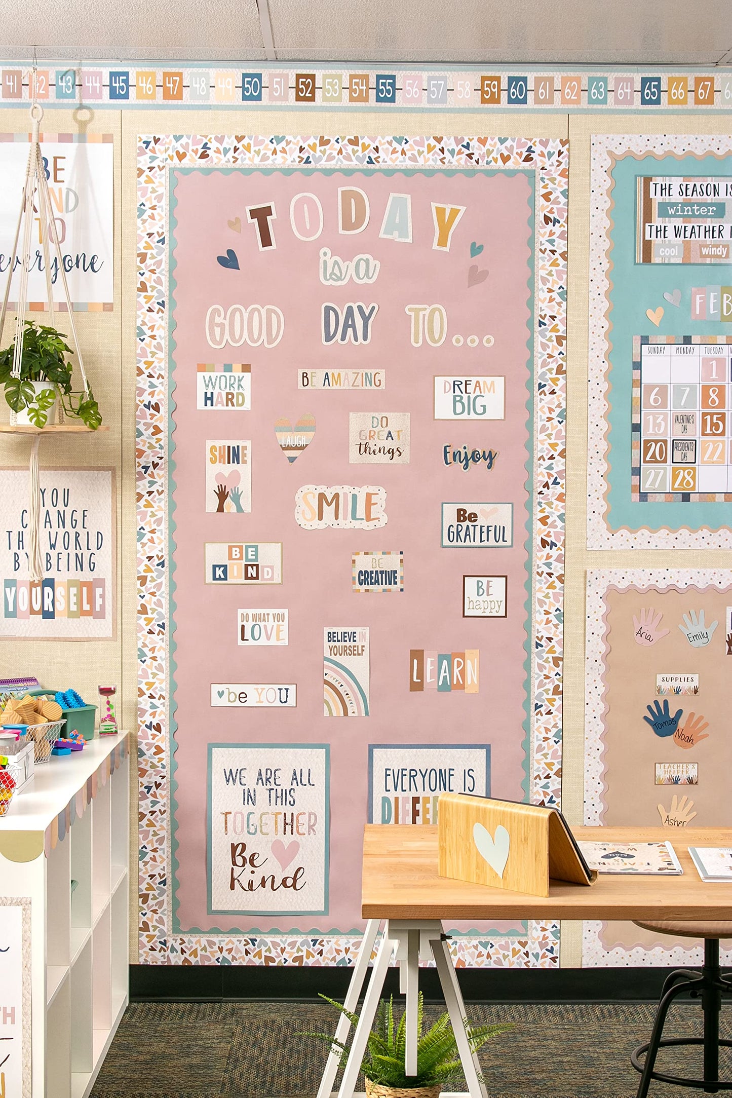 Teacher Created Resources Everyone is Welcome Hearts Straight Rolled Border Trim - 50ft - Decorate Bulletin Boards, Walls, Desks, Windows, Doors, Lockers, Schools, Classrooms, Homeschool & Offices